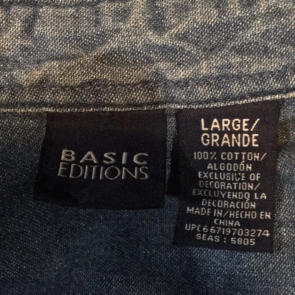 Basic Addition blue Jean button down. Size large - Picture 8 of 9